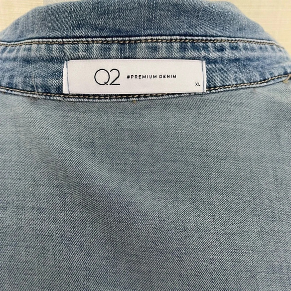 COPY - Women's Q2 Unique Denim, Denim Button Down Jacket - Sz. XL - Picture 3 of 5